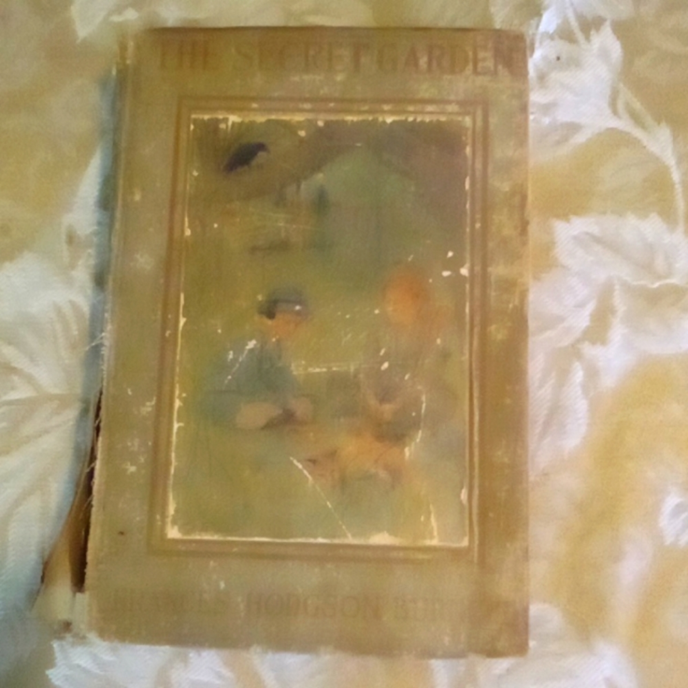 The Secret Garden 2nd Ed 1911 fair condition, spine binding needs reglued 1st 2